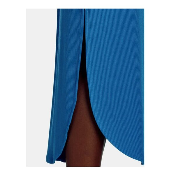 Time and Tru Women's and Women's Plus Rib Maxi Dress with Short Sleeves, Small - Picture 4 of 7